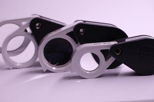 Zeiss D40